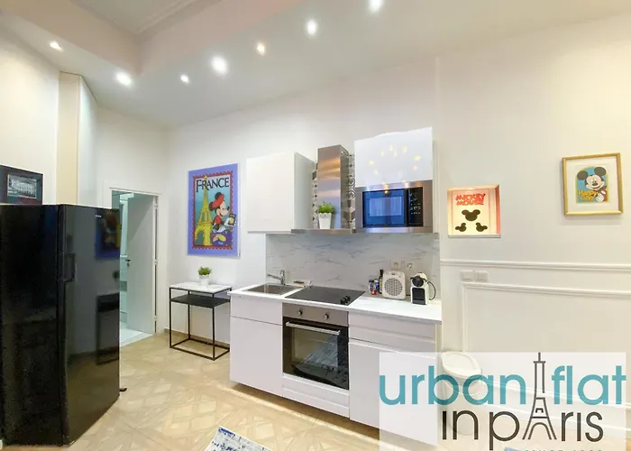 Urban Flat 72 - Pretty 3 Bedroom Flat - Triangle D Or