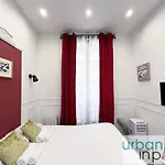 Urban Flat 72 - Pretty 3 Bedroom Flat - Triangle D Or *