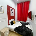 Urban Flat 72 - Pretty 3 Bedroom Flat - Triangle D Or